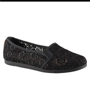 Aldo Julianne Black  Slip-On Lace Shoes Size 8.